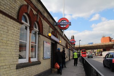 영국 런던  웨스트번파크 역과 주변 풍경 18