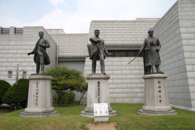김좌진장군 동상 10