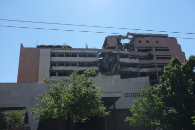 Nato 폭격으로 파괴된 국방부 청사 06