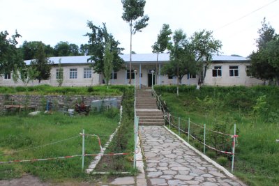 라히즈 마을의 학교 09
