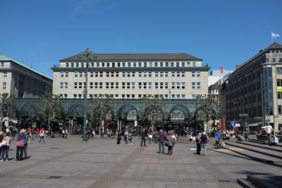 Rathaus 앞 광장 17