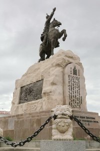 수흐바타르 동상 13