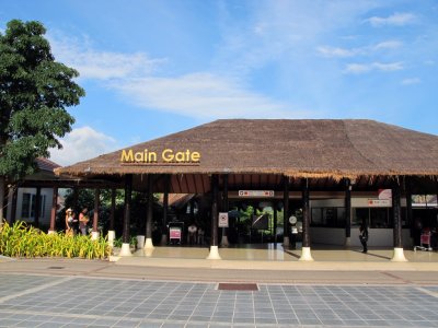 Main Gate 16