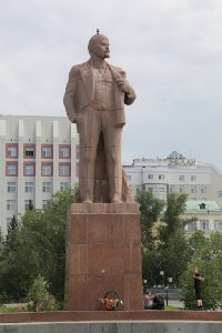 레닌 동상 14