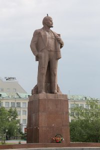 레닌 동상 15