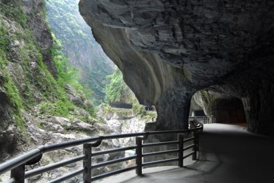 Taroko National Park, Tunnel of Nine Turns 02
