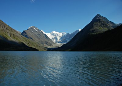 Sayan Mountains, Lake Ak Kem 01