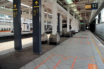 513 쭈오잉 고속철도열차역 플랫폼 10