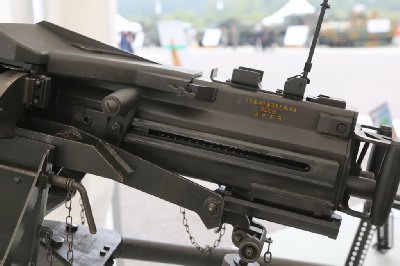 k3 고속유탄기관총 01