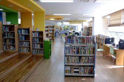 아산시립어린이도서관 09