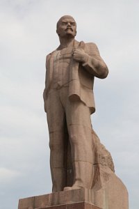 레닌 동상 12