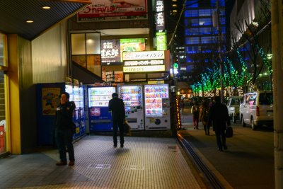 오사카 우메다역 저녁 거리풍경 03
