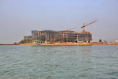 하롱 관광 보트 부두 호텔 건설중 10