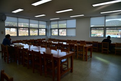 통영시립산양도서관 - 열람실 16