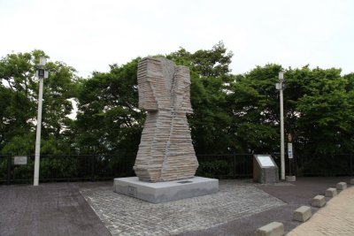 일본 포르투갈 수교 450주년 기념조각 05