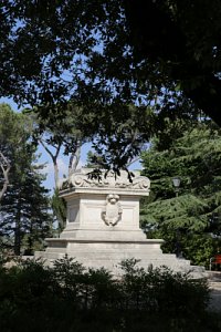 카스텔리나 인 키안티 기념비 15