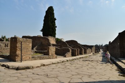 폼페이 Via del Tempio di Iside 거리 15