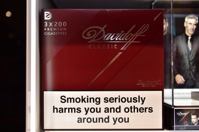 두바이 공항 면세점 담배 08