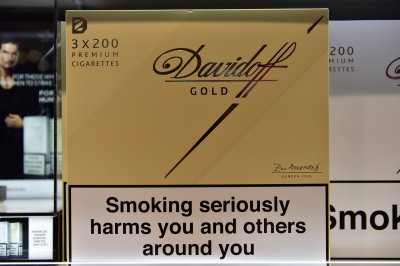 두바이 공항 면세점 담배 09