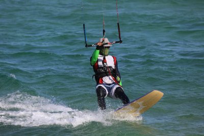 kite surfing 17