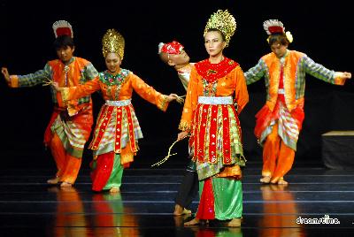 말레이시아 전통춤 자핀 03