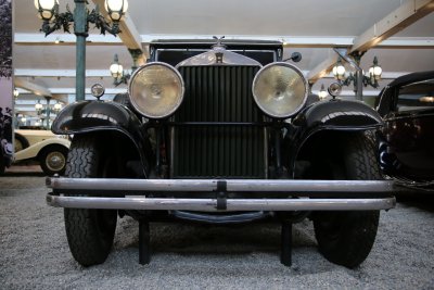 1931년형 호르히 리무진 450 12