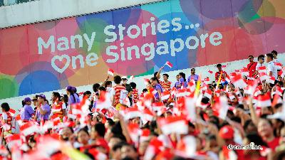 싱가포르 독립기념일 퍼레이드 관중들 02