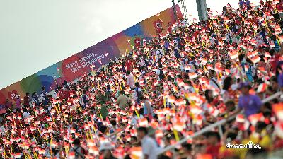 싱가포르 독립기념일 퍼레이드 관중들 04