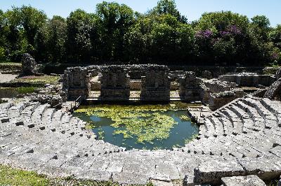 부르틴트의 고대 로마 극장 유적 01