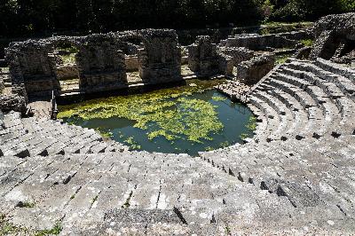 부르틴트의 고대 로마 극장 유적 08