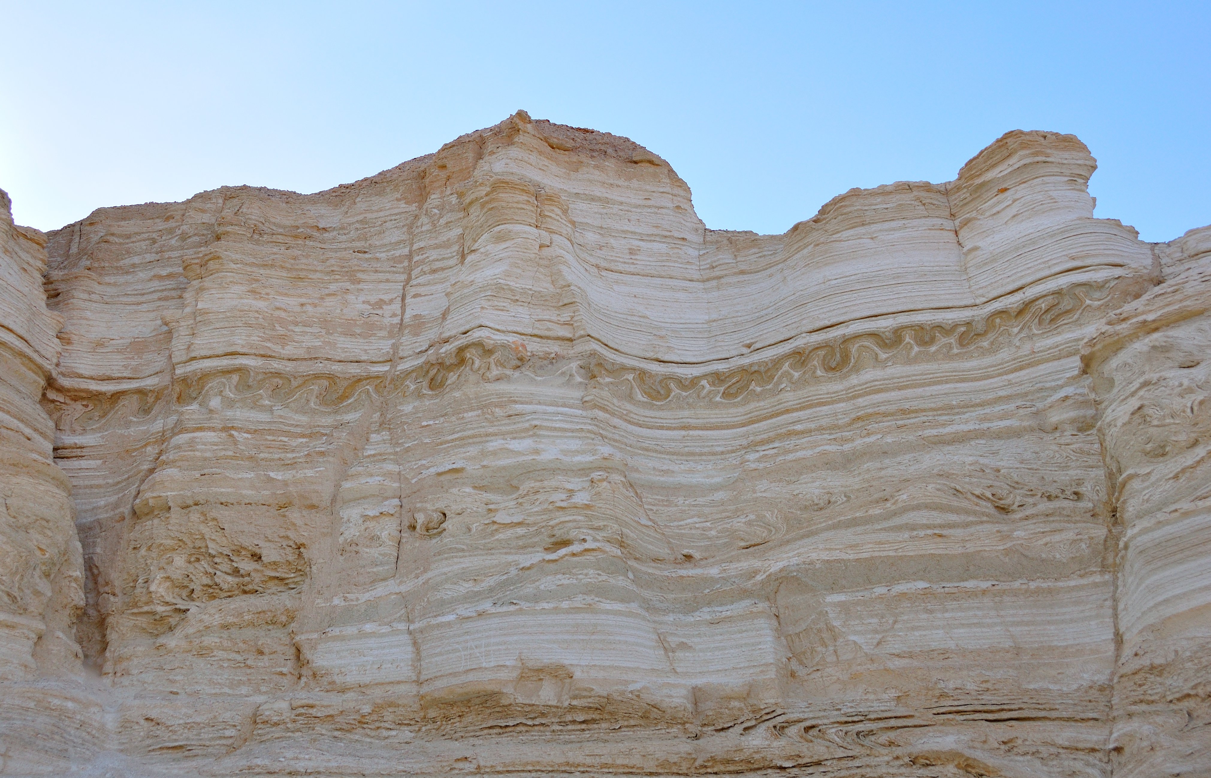 예후다 사막 지층 Yehuda Desert Earthquake Stratum | Israel > Judea and Samaria  Area 이스라엘 > 유대 사마리아 지역 | 두피디아 포토커뮤니티