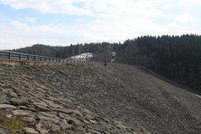 나미오카 댐 13