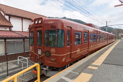 가와구치코역 후지토잔덴샤 열차 04