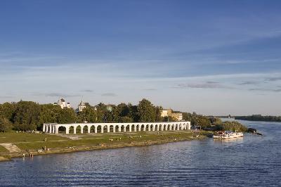 노브고로드 역사기념물군과 주변 건축물