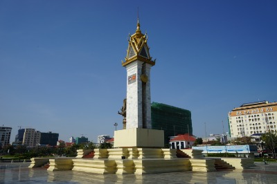캄보디아 베트남 우호기념탑 10