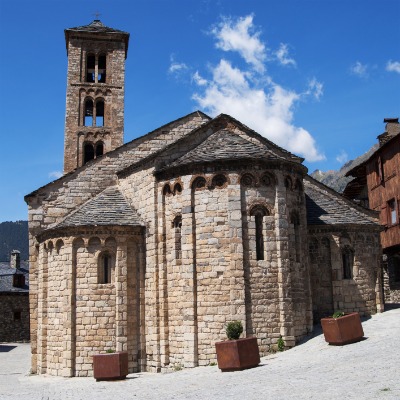 발 데 보이의 카탈루냐 로마네스크 교회
