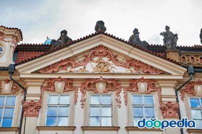 골츠킨스키 궁전(프라하 국립미술관) 실외 디테일 창문