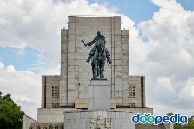 비츠 코브의 국립 기념물 실외 동상