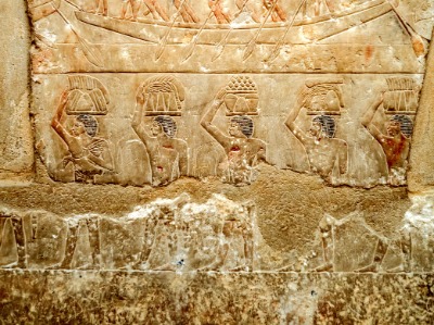 사카라 피라미드 내부 벽화 (조리할 야채를 옮기는 남자들) 09