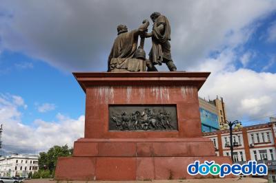 니즈니노브고로드, 미닌과 포자르스키 기념비