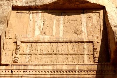 나크시 에 로스탐, 아르타크세르크세스 1세 무덤 13