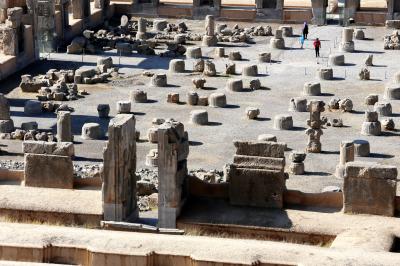 페르세폴리스, 아르타크세르크세스 2세 무덤 기둥 11