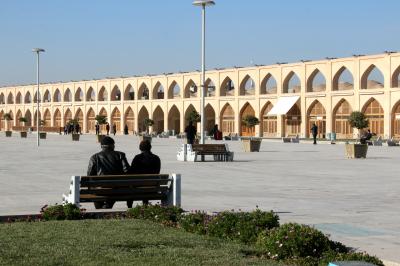이맘 알리 광장 10