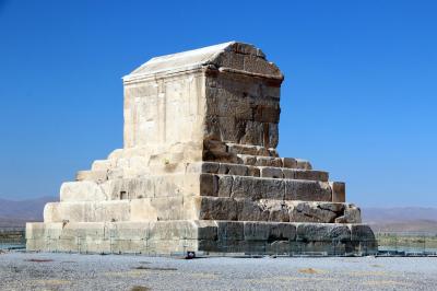 파사르가대, 키루스 대왕의 무덤 09