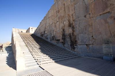 페르세폴리스, 테라스 계단 15