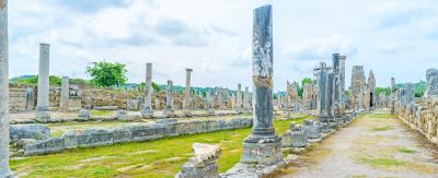 베르게 고대도시 유적 기둥 12
