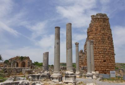 베르게 고대도시 유적 기둥 10