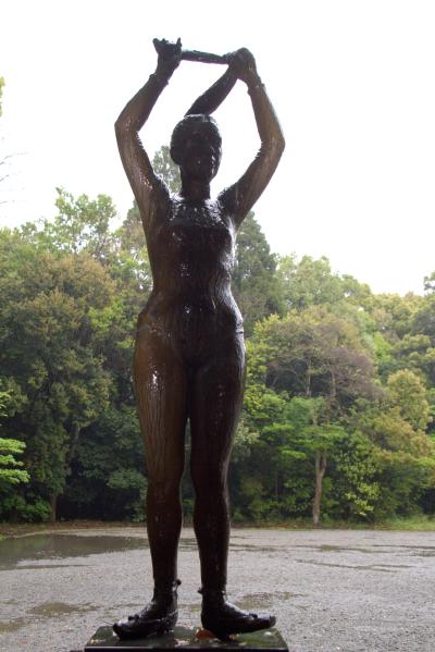 미야자키현종합박물관, 스플렌더 동상 (1972) 04