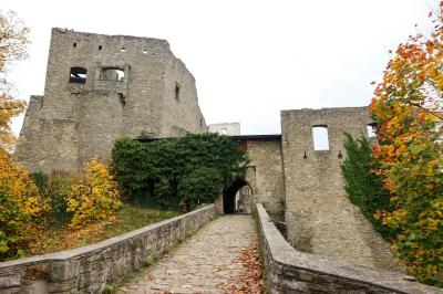 후크발디 성의 가을풍경