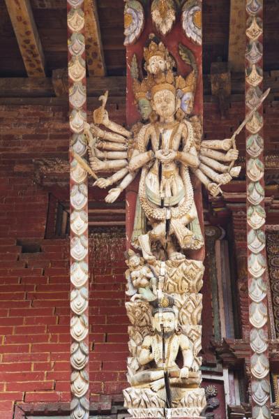 창구 나라얀 사원의 동상들 16
